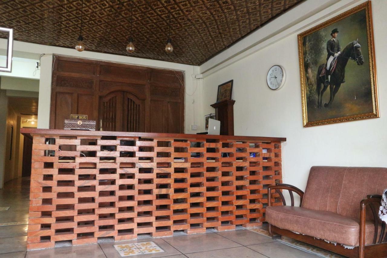 Hinggil Homestay Syariah Malioboro Yogya RedPartner Yogyakarta Luaran gambar